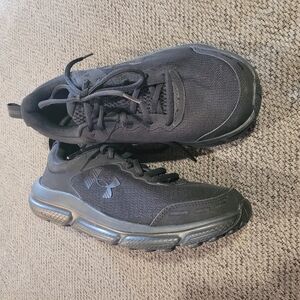 Under Armour Black Athletic Shoes